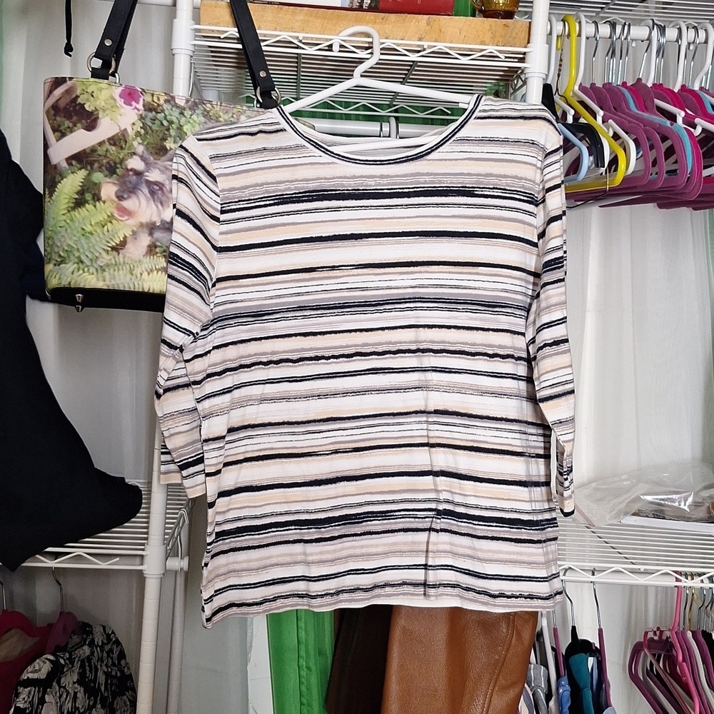 STUDIO WORKS STRIPED T-SHIRT SIZE LARGE PETITE